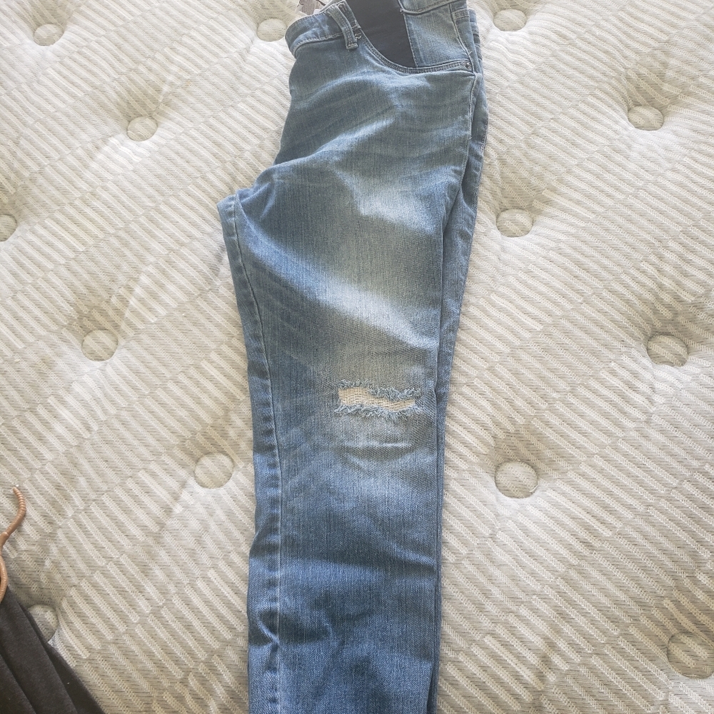 Jeans - Picture 2 of 4